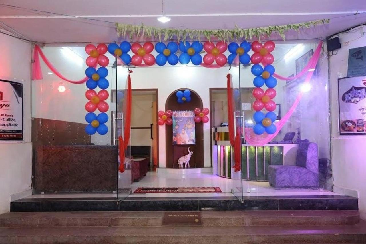 Hotel Kumkum Chhaya Panna Dış mekan fotoğraf
